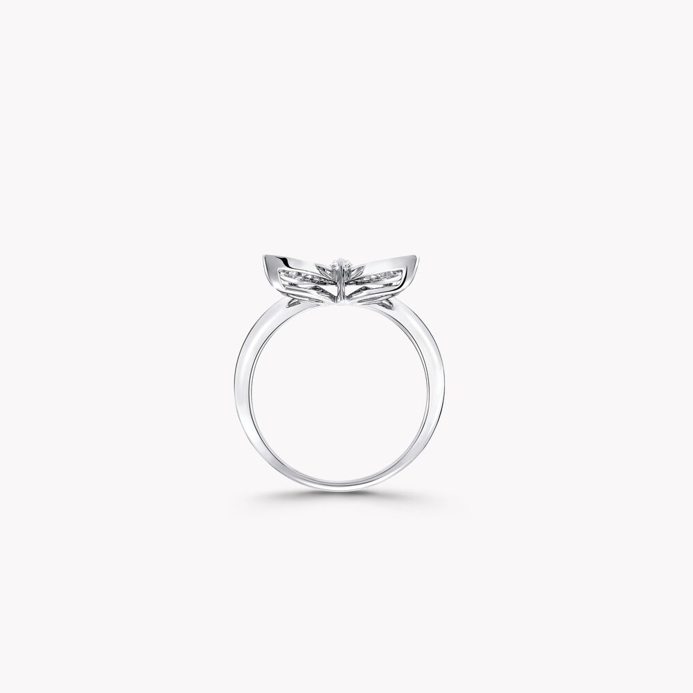 Pavé Butterfly Diamond Ring